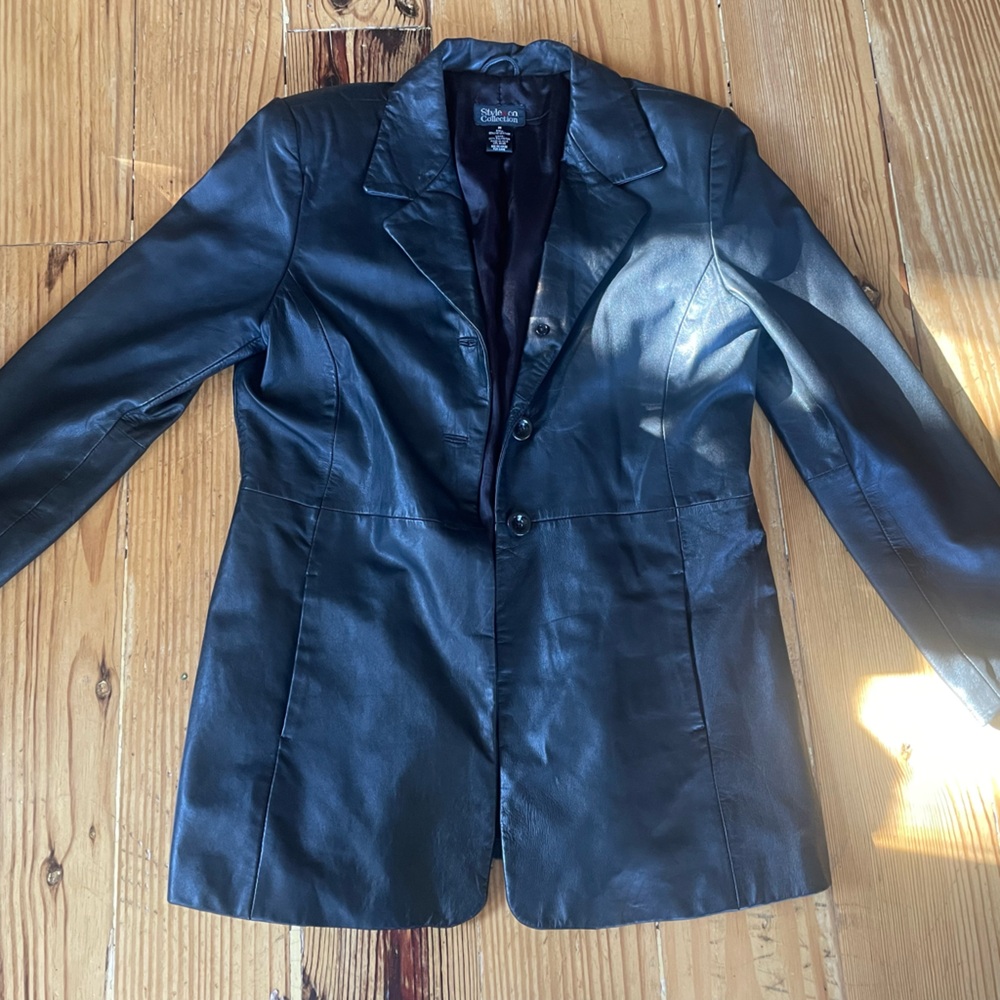 Medium 90s Leather coat